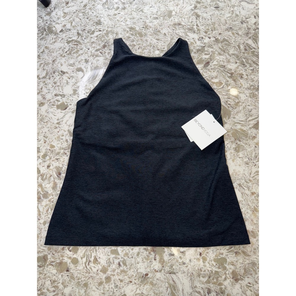 Beyond Yoga Womens Racerback Tank Top black size M NWT 007KY 0002